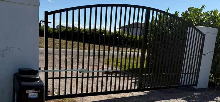Driveway Fence Repair Pekin
